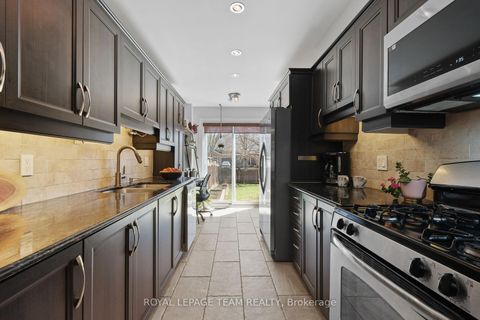 Photo 13 at 14 Sedona Street, Nepean (Longfields), Ottawa