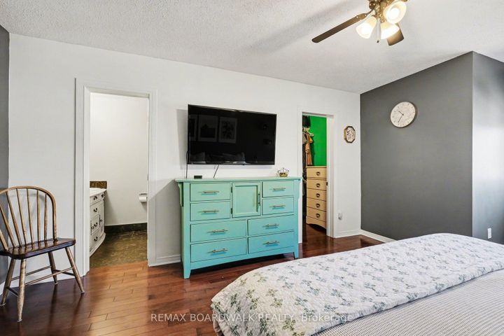 Photo 18 at 68 Houlahan Street, Nepean (Heritage Park), Ottawa