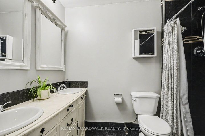 Photo 20 at 68 Houlahan Street, Nepean (Heritage Park), Ottawa