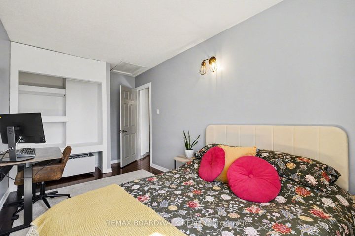 Photo 22 at 68 Houlahan Street, Nepean (Heritage Park), Ottawa