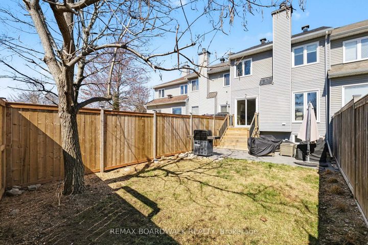 Photo 29 at 68 Houlahan Street, Nepean (Heritage Park), Ottawa