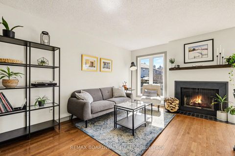 Photo 8 at 68 Houlahan Street, Nepean (Heritage Park), Ottawa