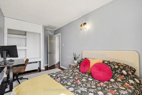 Photo 22 at 68 Houlahan Street, Nepean (Heritage Park), Ottawa