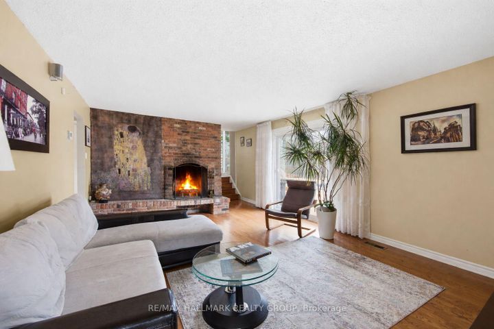 Photo 12 at 23 Riverbrook Road, Nepean (Arlington Woods), Ottawa