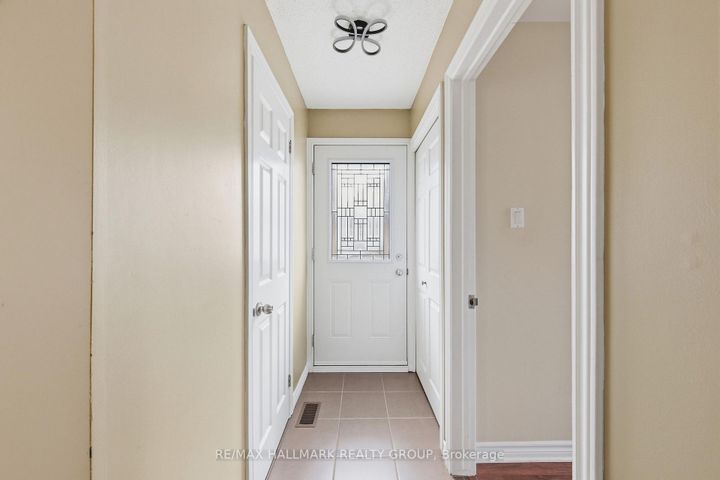 Photo 35 at 23 Riverbrook Road, Nepean (Arlington Woods), Ottawa