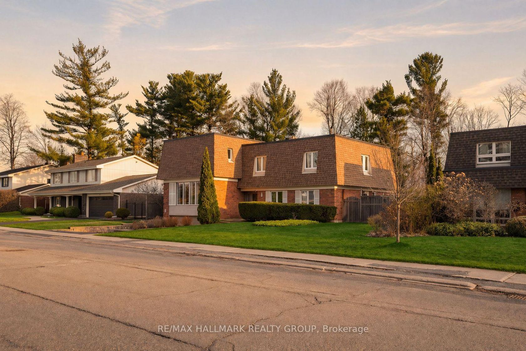 23 Riverbrook Road, Nepean (Arlington Woods), Ottawa 