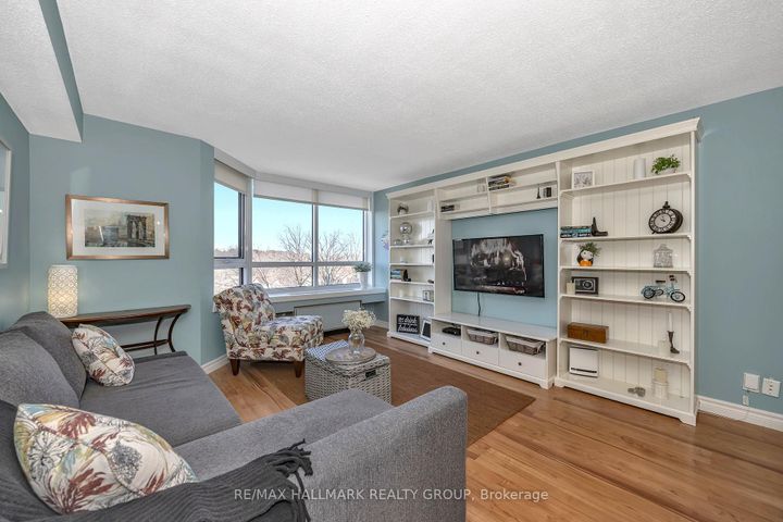 Photo 14 at 704 - 80 Sandcastle Drive, Nepean (Leslie Park), Ottawa