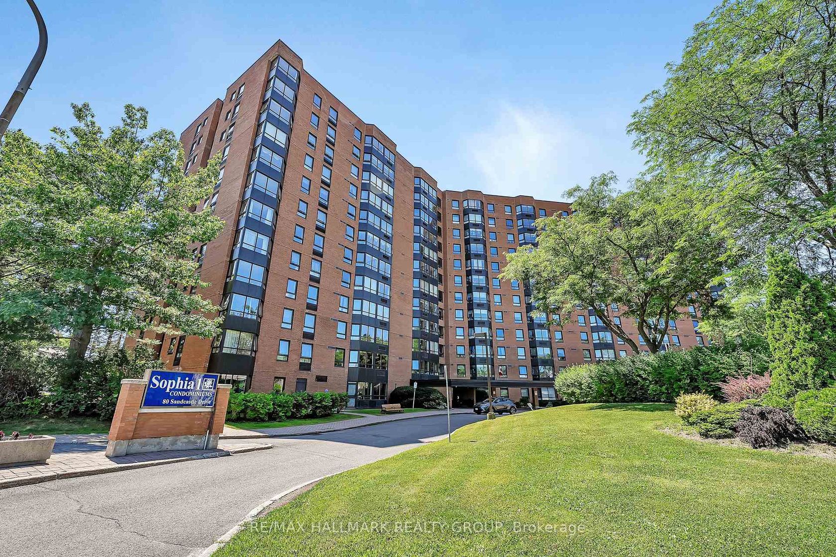 704 - 80 Sandcastle Drive, Nepean (Leslie Park), Ottawa 