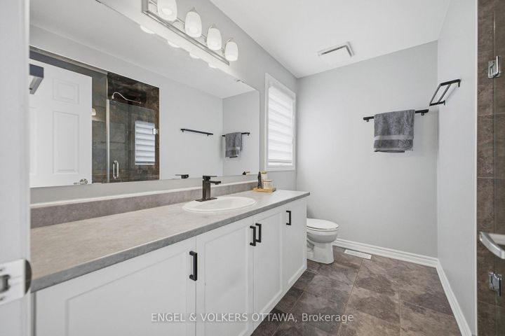 Photo 18 at 139 Switch Grass Crescent, Nepean (Half Moon Bay), Ottawa