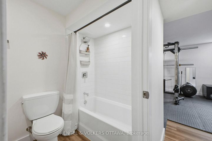 Photo 22 at 139 Switch Grass Crescent, Nepean (Half Moon Bay), Ottawa