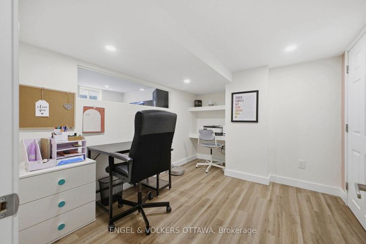 Photo 23 at 139 Switch Grass Crescent, Nepean (Half Moon Bay), Ottawa