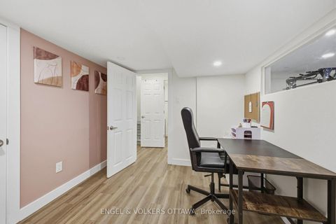 Photo 24 at 139 Switch Grass Crescent, Nepean (Half Moon Bay), Ottawa