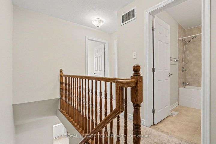 Photo 21 at 2100 Madrid Avenue, Nepean (Heritage Park), Ottawa