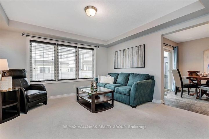 Photo 4 at 81 Switch Grass Crescent, Nepean (Half Moon Bay), Ottawa