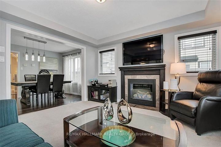 Photo 5 at 81 Switch Grass Crescent, Nepean (Half Moon Bay), Ottawa