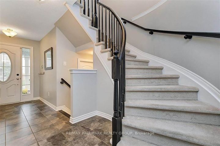Photo 13 at 81 Switch Grass Crescent, Nepean (Half Moon Bay), Ottawa