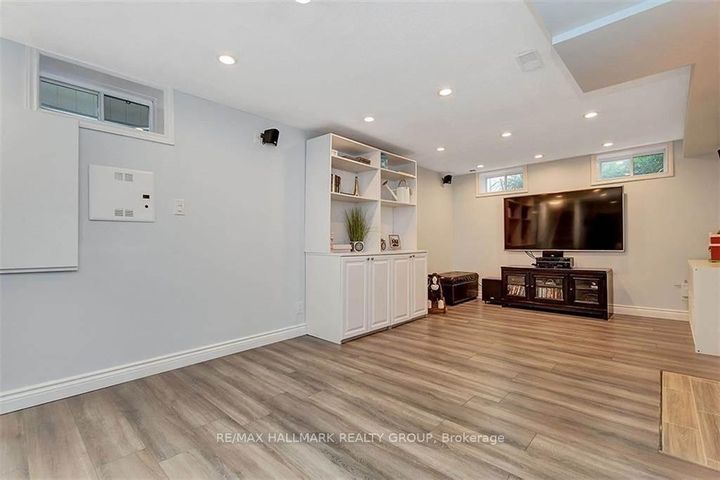 Photo 23 at 81 Switch Grass Crescent, Nepean (Half Moon Bay), Ottawa