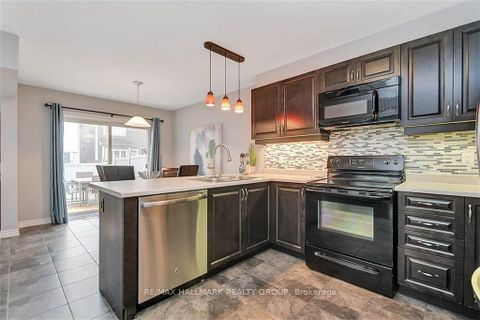 Photo 10 at 81 Switch Grass Crescent, Nepean (Half Moon Bay), Ottawa