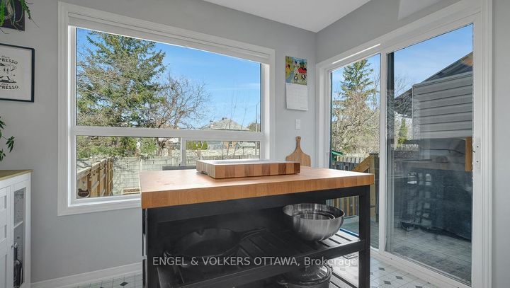 Photo 15 at 19 Mullcraft Crescent, Nepean (Longfields), Ottawa