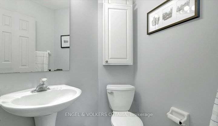 Photo 16 at 19 Mullcraft Crescent, Nepean (Longfields), Ottawa