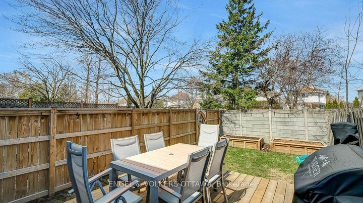 Photo 27 at 19 Mullcraft Crescent, Nepean (Longfields), Ottawa