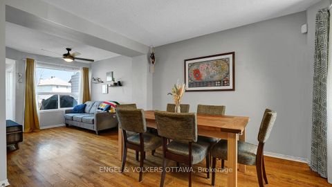 Photo 8 at 19 Mullcraft Crescent, Nepean (Longfields), Ottawa