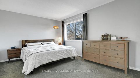 Photo 17 at 19 Mullcraft Crescent, Nepean (Longfields), Ottawa