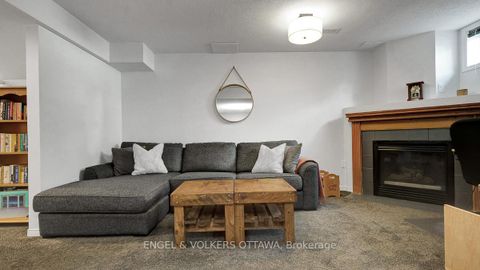 Photo 22 at 19 Mullcraft Crescent, Nepean (Longfields), Ottawa
