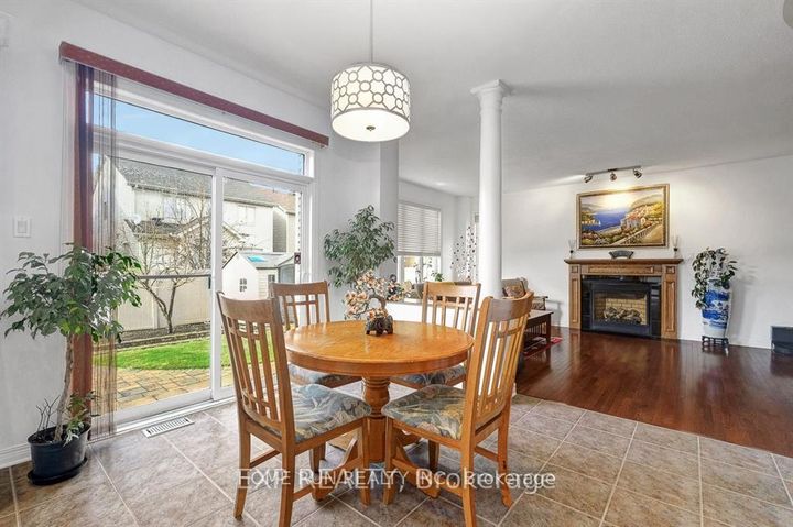 Photo 9 at 122 Rodeo Drive, Nepean (Longfields), Ottawa