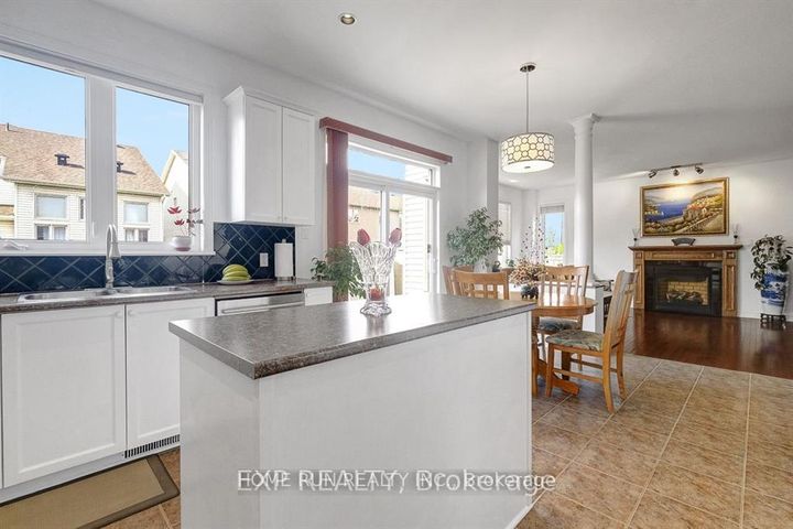 Photo 15 at 122 Rodeo Drive, Nepean (Longfields), Ottawa