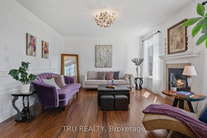 Photo 11 at 380 Blackleaf Drive, Nepean (Stonebridge), Ottawa