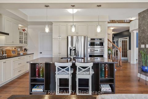 Photo 17 at 380 Blackleaf Drive, Nepean (Stonebridge), Ottawa