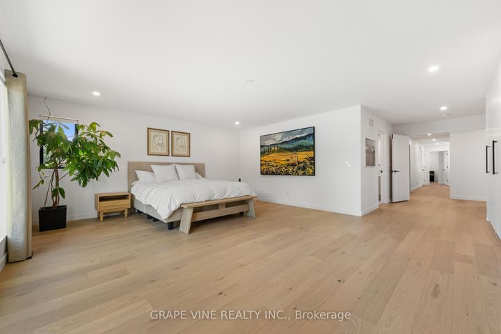 Photo 22 at 1108a Falaise Road, Nepean (Borden Farm/Stewart Farm/Carleton Heights/Parkwood Hills), Ottawa