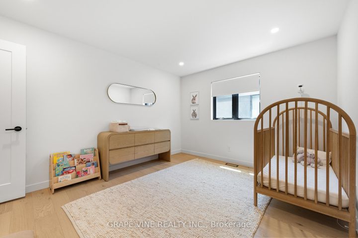 Photo 32 at 1108a Falaise Road, Nepean (Borden Farm/Stewart Farm/Carleton Heights/Parkwood Hills), Ottawa