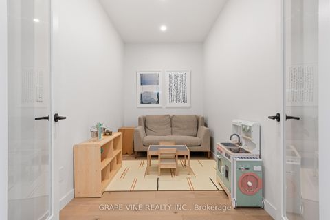 Photo 15 at 1108a Falaise Road, Nepean (Borden Farm/Stewart Farm/Carleton Heights/Parkwood Hills), Ottawa