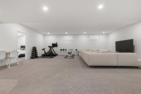 Photo 39 at 1108a Falaise Road, Nepean (Borden Farm/Stewart Farm/Carleton Heights/Parkwood Hills), Ottawa