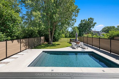 Photo 43 at 1108a Falaise Road, Nepean (Borden Farm/Stewart Farm/Carleton Heights/Parkwood Hills), Ottawa