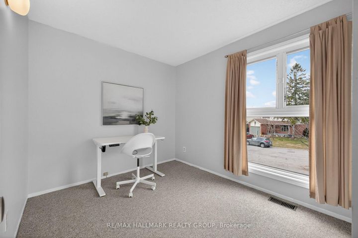 Photo 21 at 80 PICKWICK Drive, Nepean (Cedargrove/Fraserdale), Ottawa