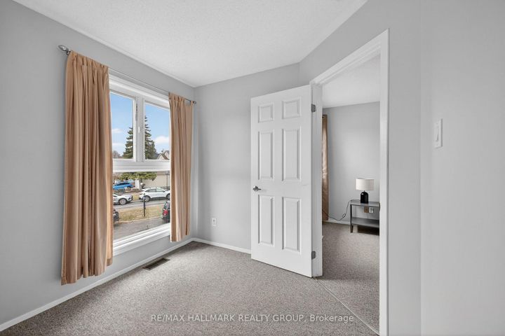 Photo 24 at 80 PICKWICK Drive, Nepean (Cedargrove/Fraserdale), Ottawa