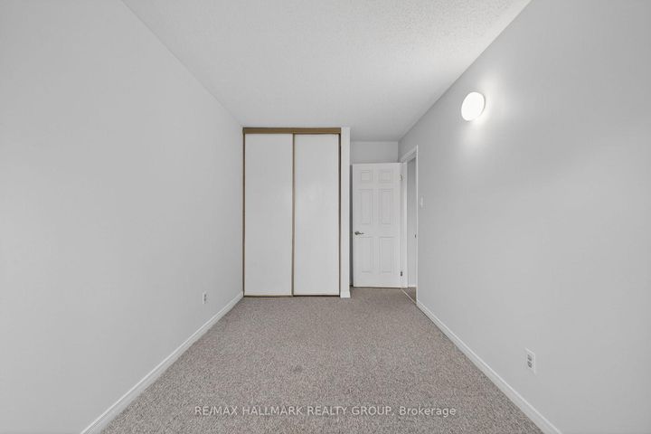 Photo 32 at 80 PICKWICK Drive, Nepean (Cedargrove/Fraserdale), Ottawa