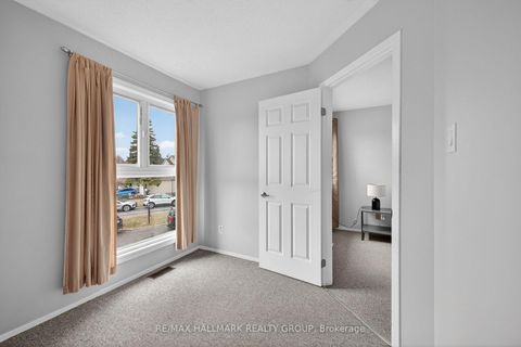 Photo 24 at 80 PICKWICK Drive, Nepean (Cedargrove/Fraserdale), Ottawa