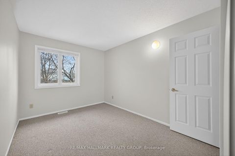 Photo 33 at 80 PICKWICK Drive, Nepean (Cedargrove/Fraserdale), Ottawa