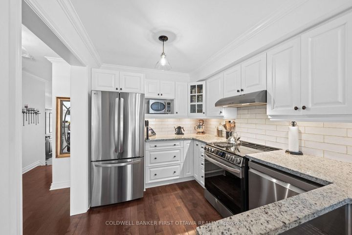 Photo 9 at 199 Golflinks Drive, Nepean (Stonebridge), Ottawa