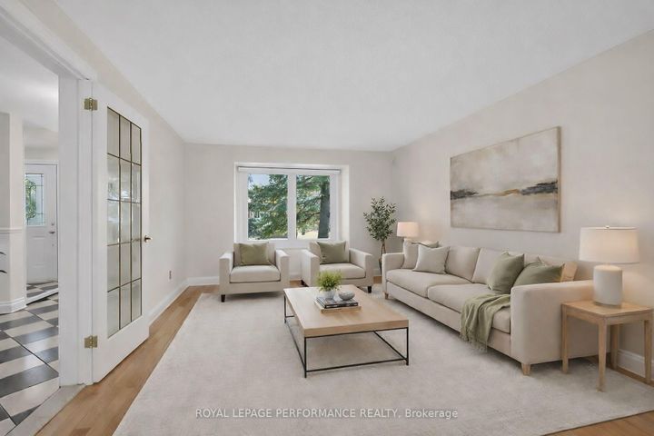 Photo 6 at 13 Valley Ridge Street, Nepean (Borden Farm/Stewart Farm/Carleton Heights/Parkwood Hills), Ottawa