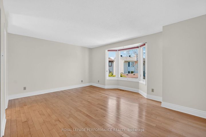 Photo 24 at 13 Valley Ridge Street, Nepean (Borden Farm/Stewart Farm/Carleton Heights/Parkwood Hills), Ottawa