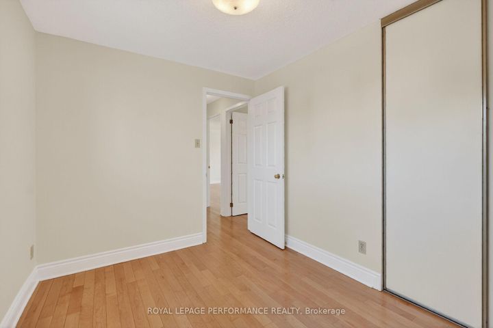 Photo 35 at 13 Valley Ridge Street, Nepean (Borden Farm/Stewart Farm/Carleton Heights/Parkwood Hills), Ottawa