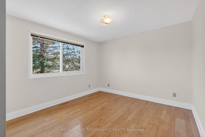 Photo 38 at 13 Valley Ridge Street, Nepean (Borden Farm/Stewart Farm/Carleton Heights/Parkwood Hills), Ottawa