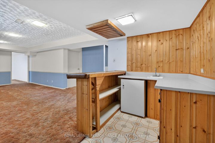 Photo 44 at 13 Valley Ridge Street, Nepean (Borden Farm/Stewart Farm/Carleton Heights/Parkwood Hills), Ottawa