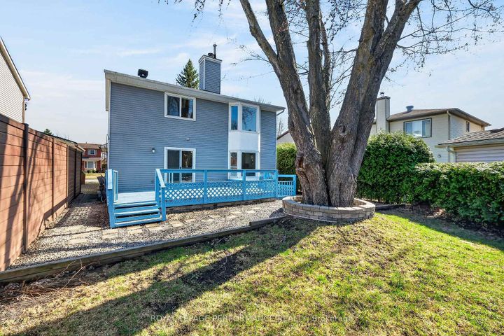 Photo 47 at 13 Valley Ridge Street, Nepean (Borden Farm/Stewart Farm/Carleton Heights/Parkwood Hills), Ottawa