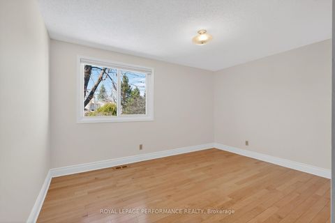 Photo 31 at 13 Valley Ridge Street, Nepean (Borden Farm/Stewart Farm/Carleton Heights/Parkwood Hills), Ottawa